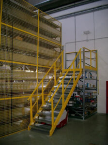 galériás tárolórendszer